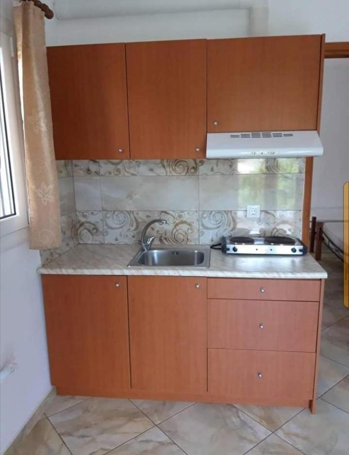 Ενοικιαζόμενα Δωμάτια Γεωργία Σταμούλου Ροβιές Εξωτερικό φωτογραφία